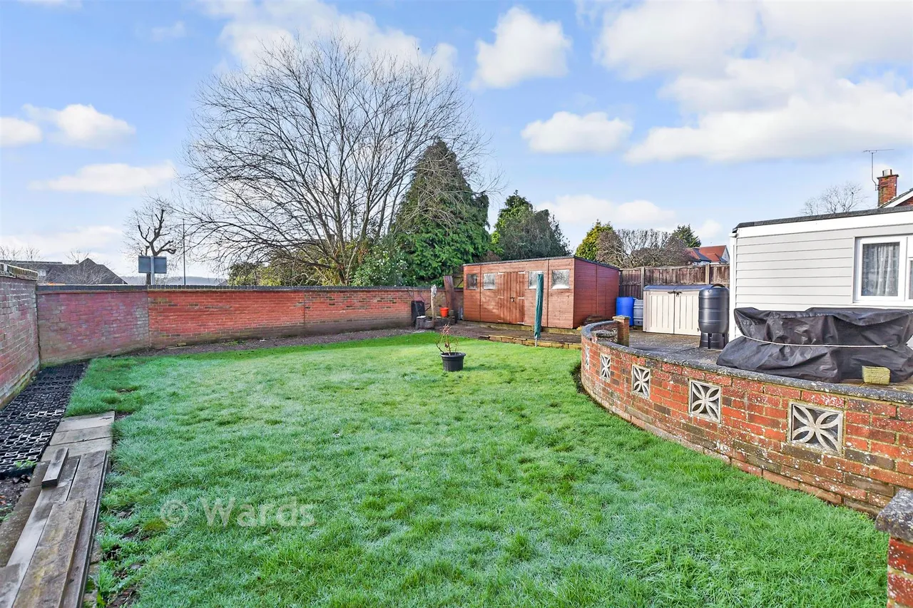 Nursery Avenue, Bearsted, ME14, photo 11
