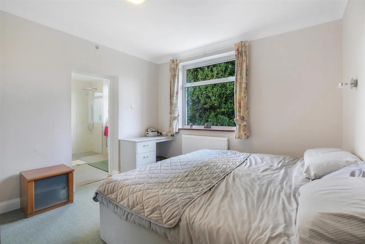 Shirley Avenue, South Cheam, SM2, photo 26