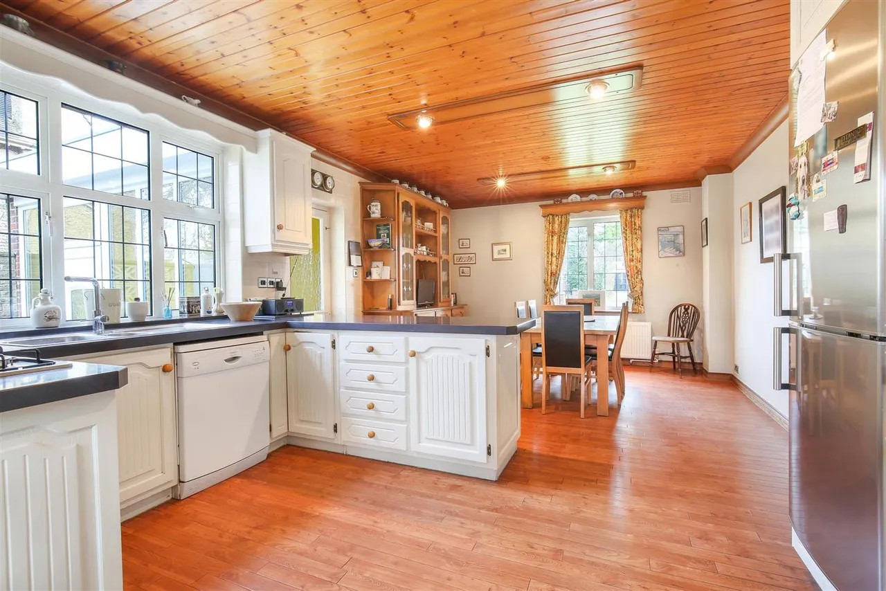 Shirley Avenue, South Cheam, SM2, photo 5