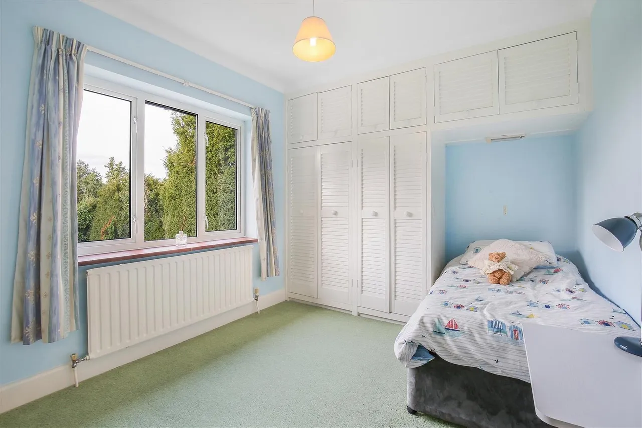 Shirley Avenue, South Cheam, SM2, photo 22