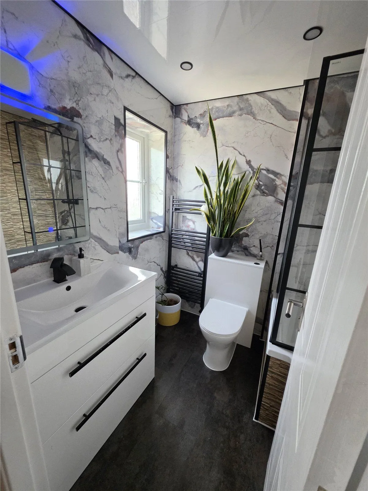 Hazelhurst Drive, Gladewood, M24, photo 15