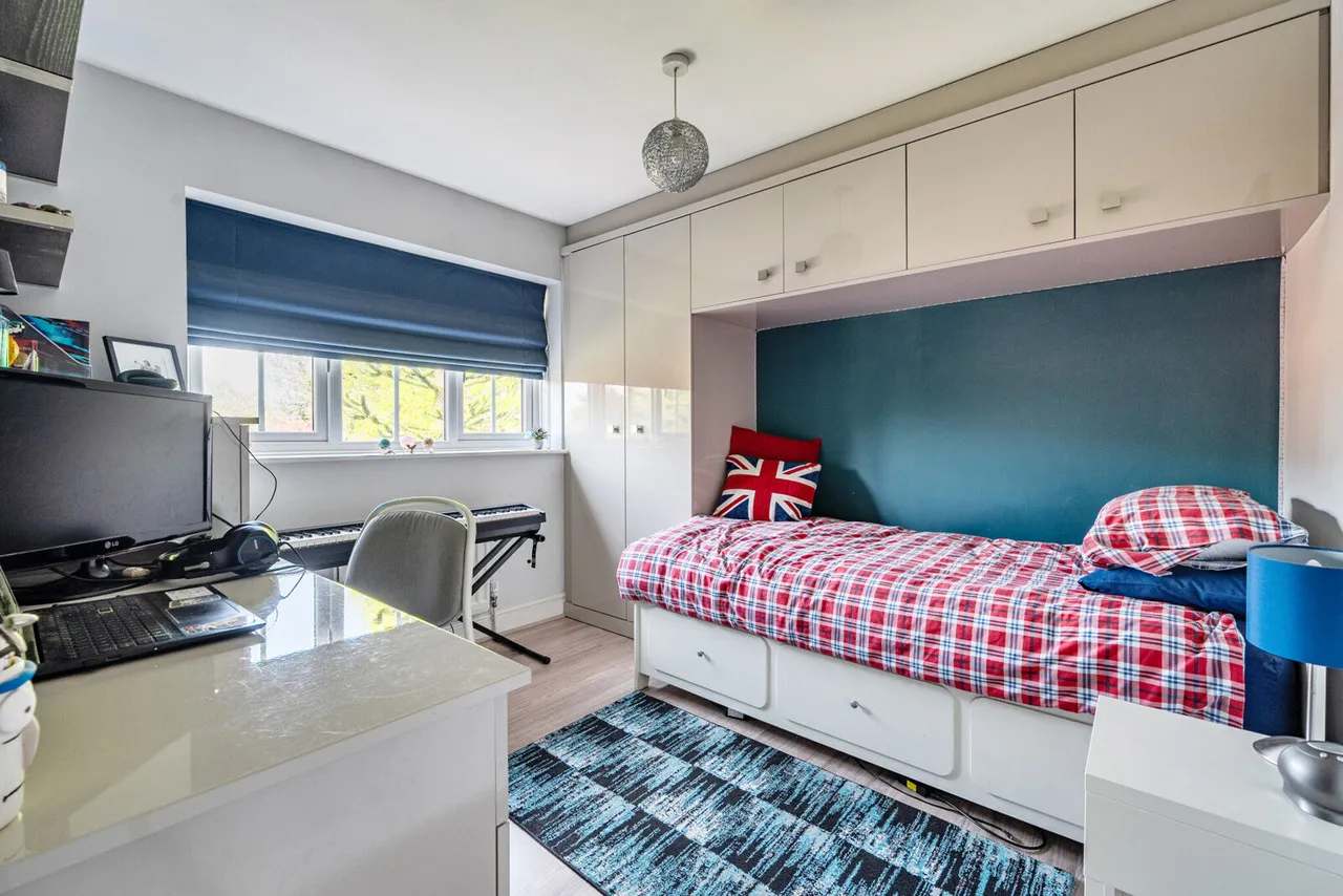 East Park Farm Drive, Charvil, RG10, photo 16