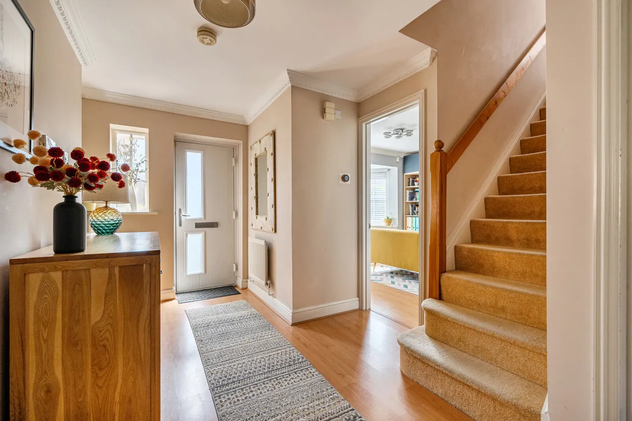 East Park Farm Drive, Charvil, RG10, photo 8