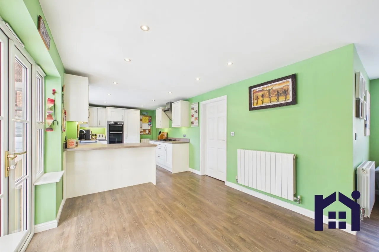 Carnoustie Drive, Euxton, Chorley, PR7 6FR, photo 7
