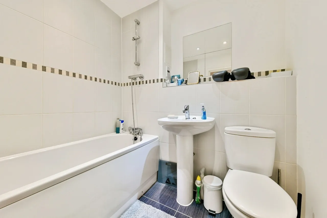Noble Court, Drury Lane, Stevenage, Hertfordshire, SG1, photo 11