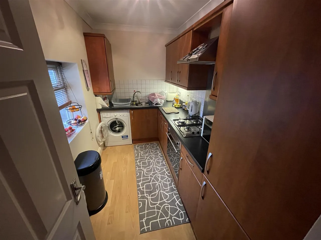 15 Portchester Road Charminster Bournemouth Dorset BH8 8JT, photo 2