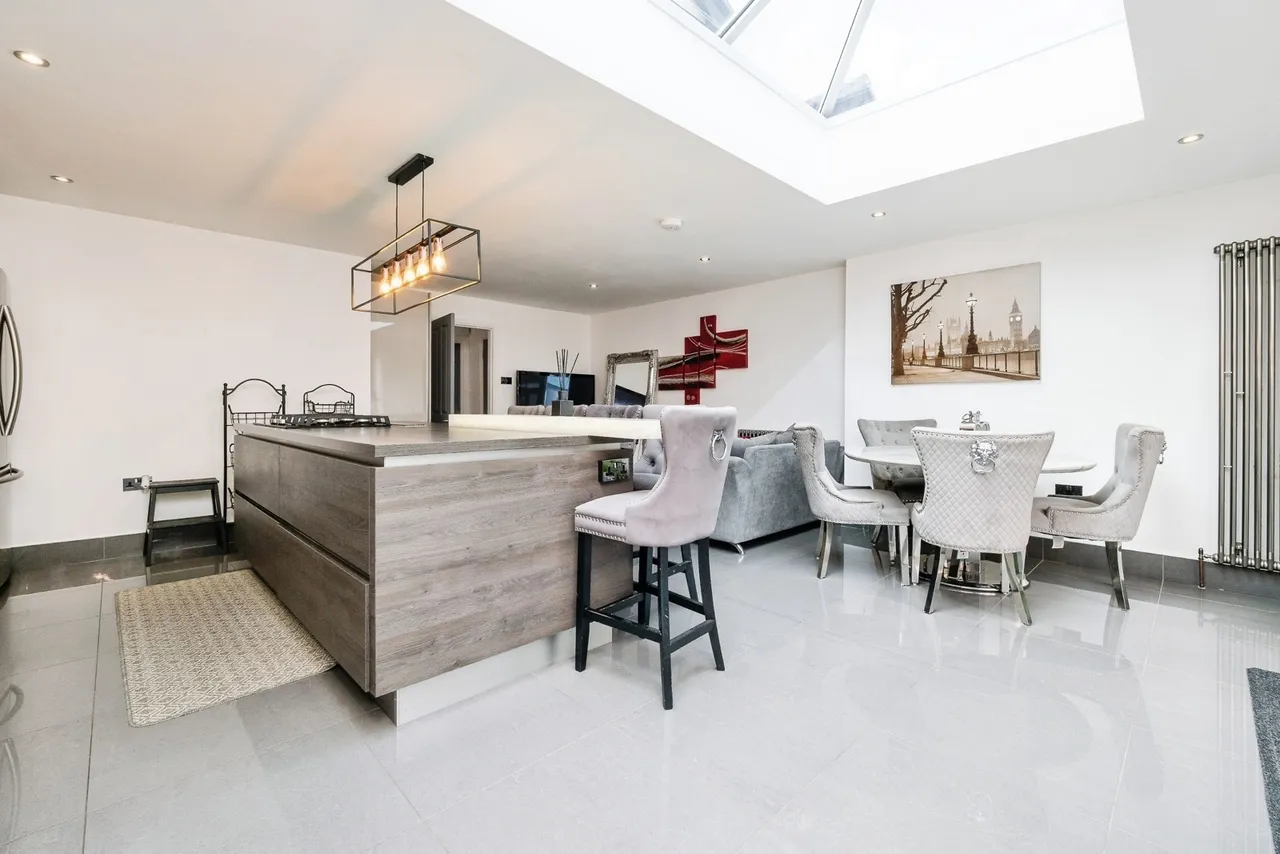 Ingrave Road, Brentwood, Essex, CM13, photo 5