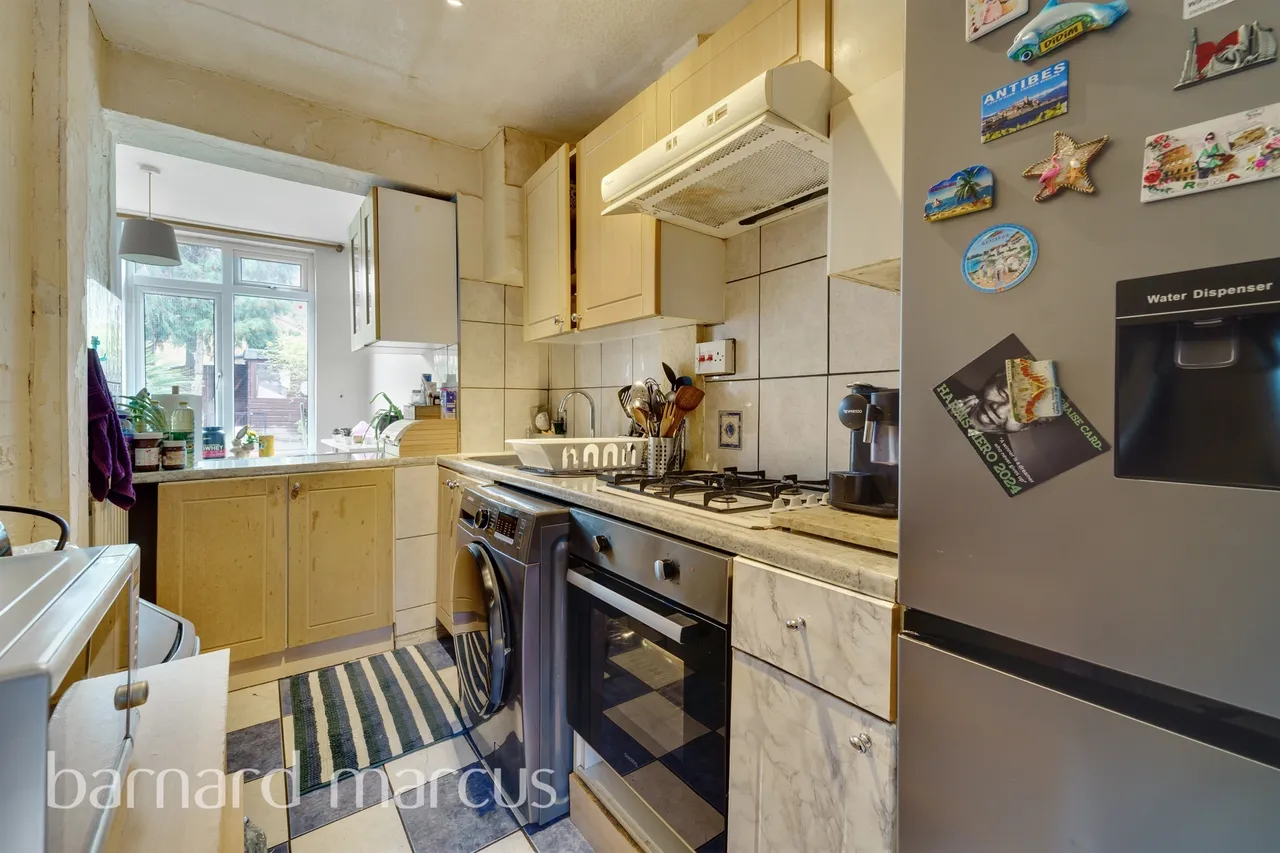 Montacute Road, Morden, photo 10