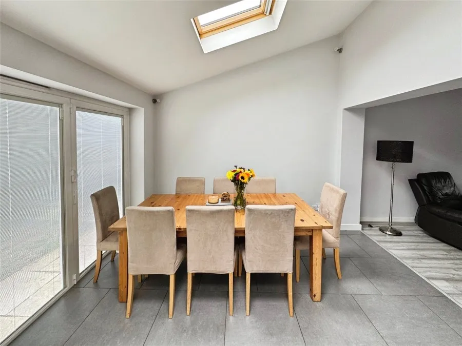 with 6 bedrooms in Harlow, CM18, photo 21