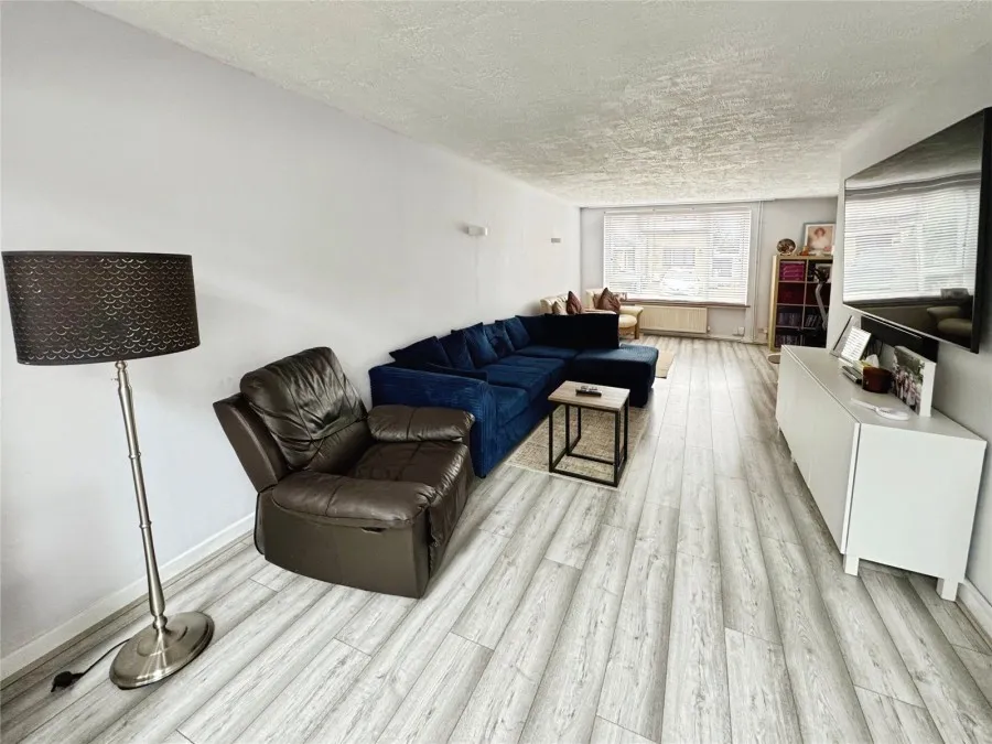 with 6 bedrooms in Harlow, CM18, photo 16