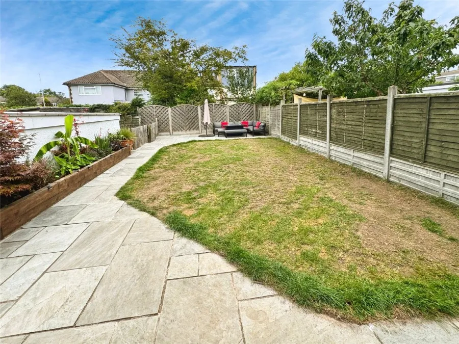with 6 bedrooms in Harlow, CM18, photo 31