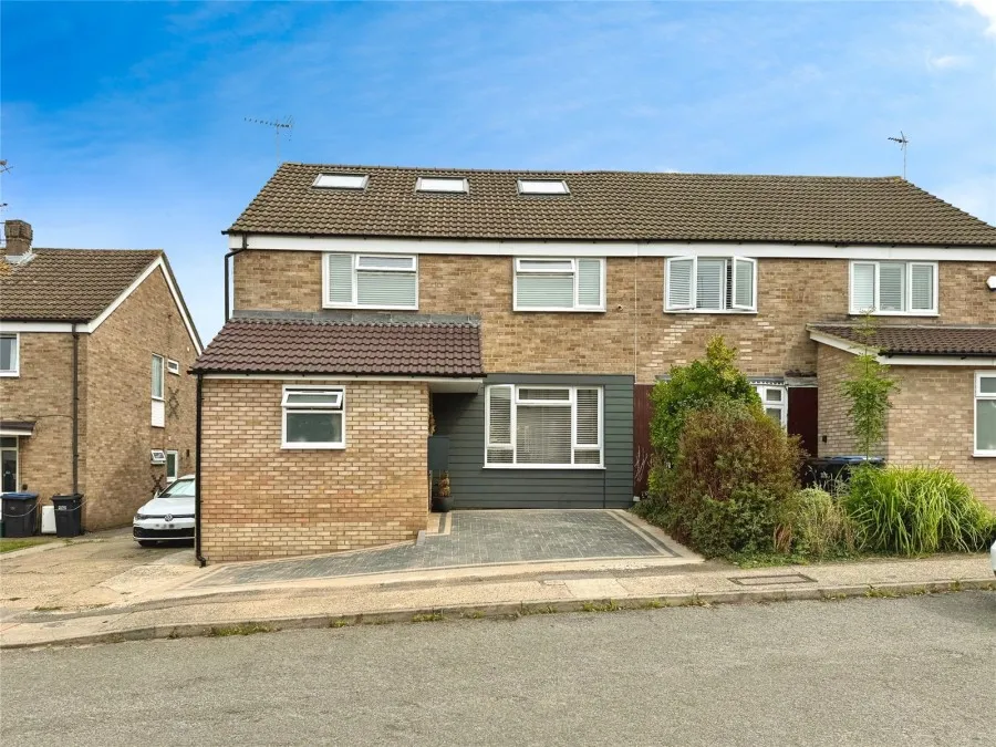 with 6 bedrooms in Harlow, CM18, photo 15