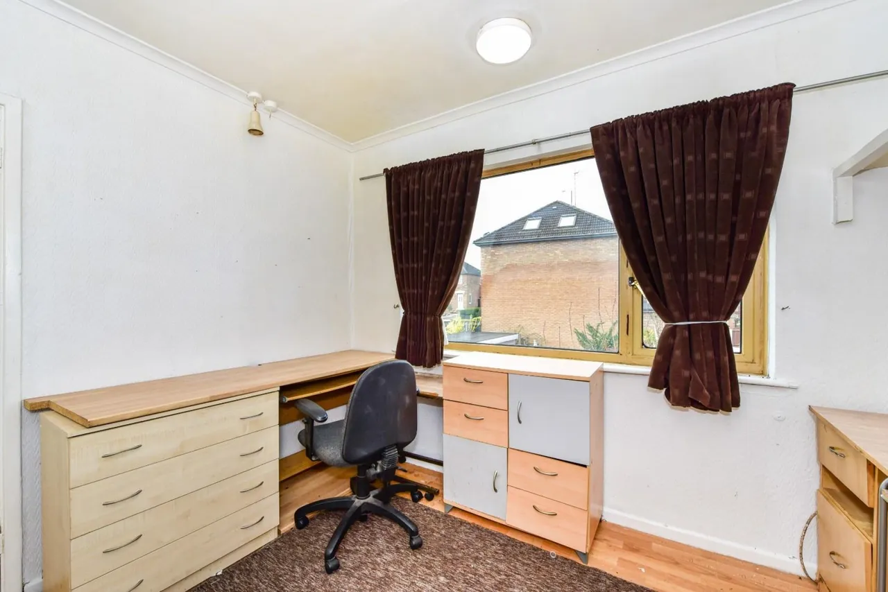 Flockton Avenue, Sheffield, photo 10