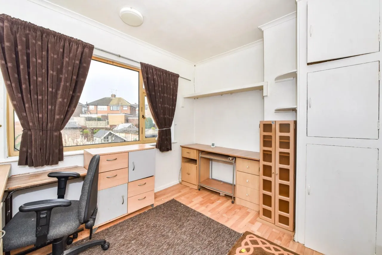 Flockton Avenue, Sheffield, photo 9