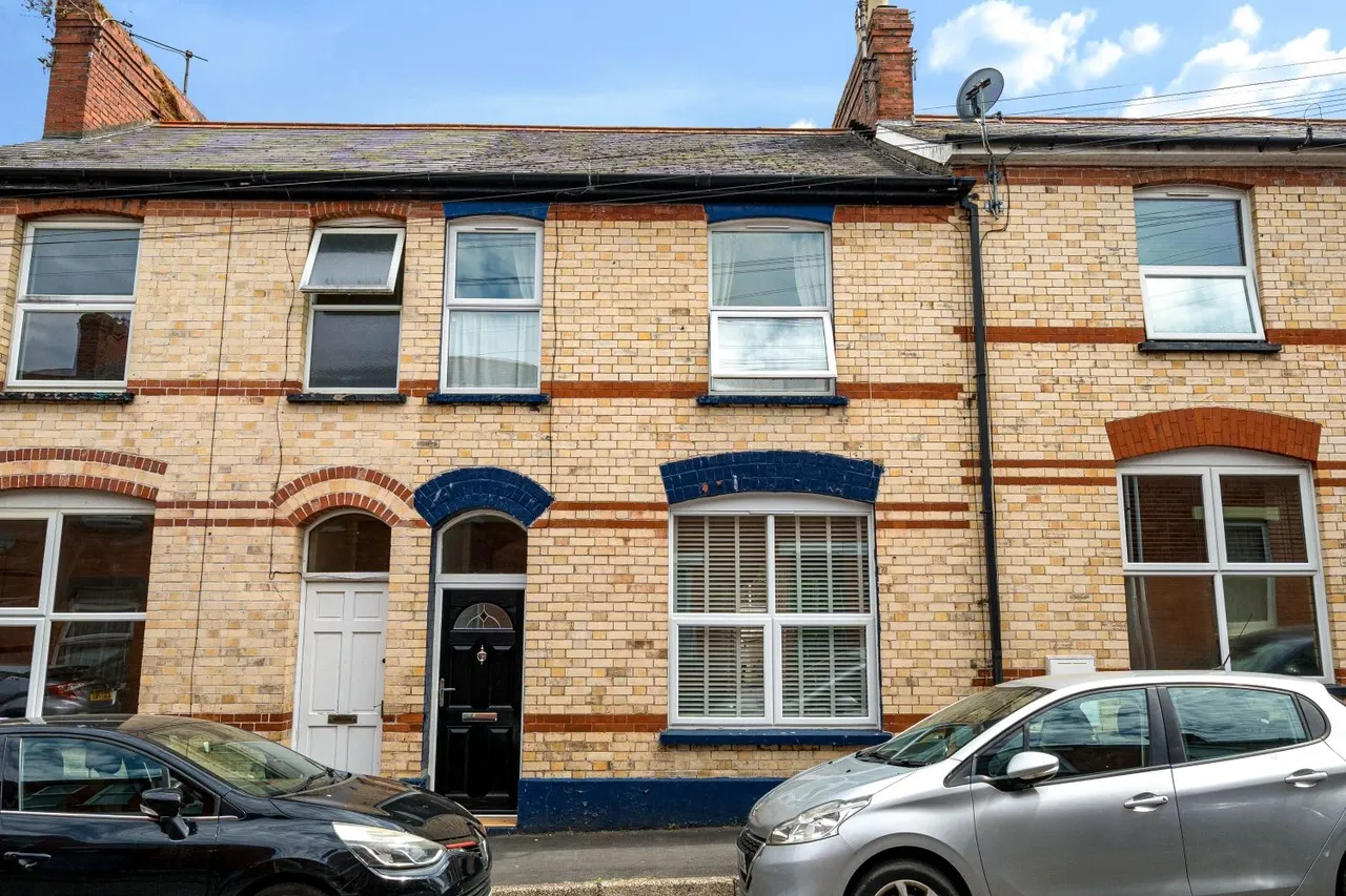 3 bed house for sale, Portland Street, Barnstaple, EX32
