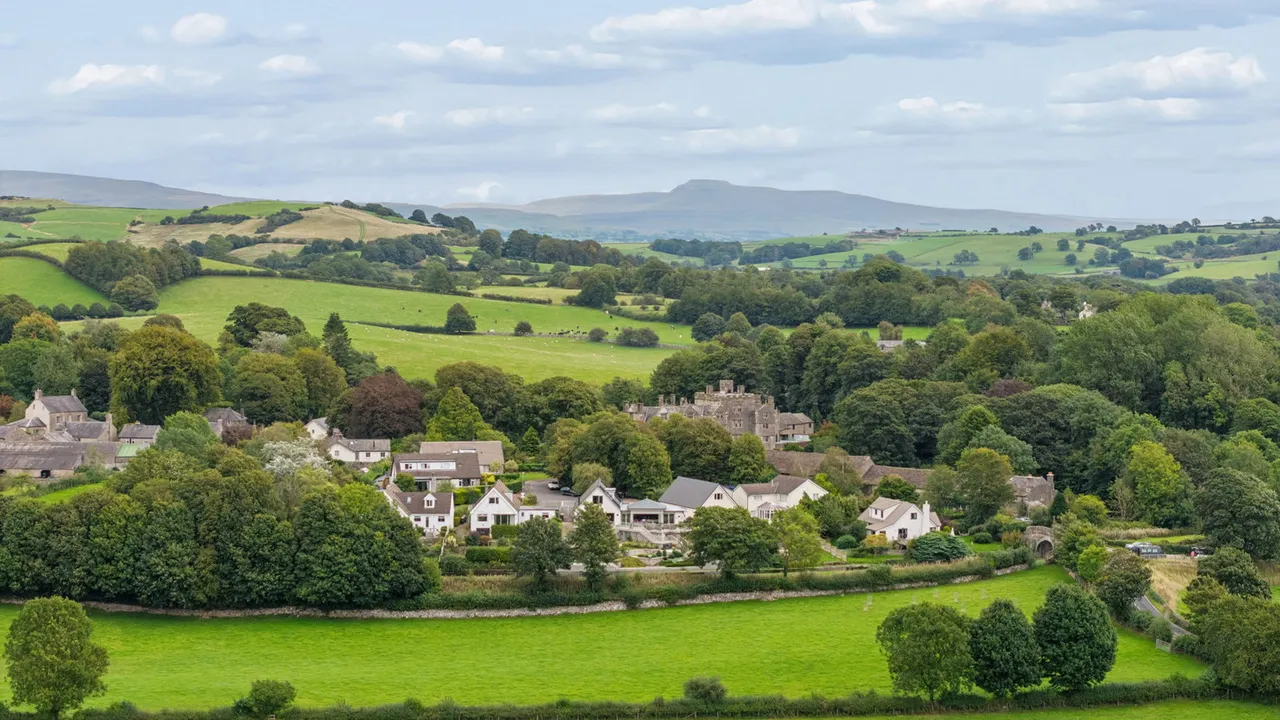 Borwick Court, Borwick, LA6, photo 56