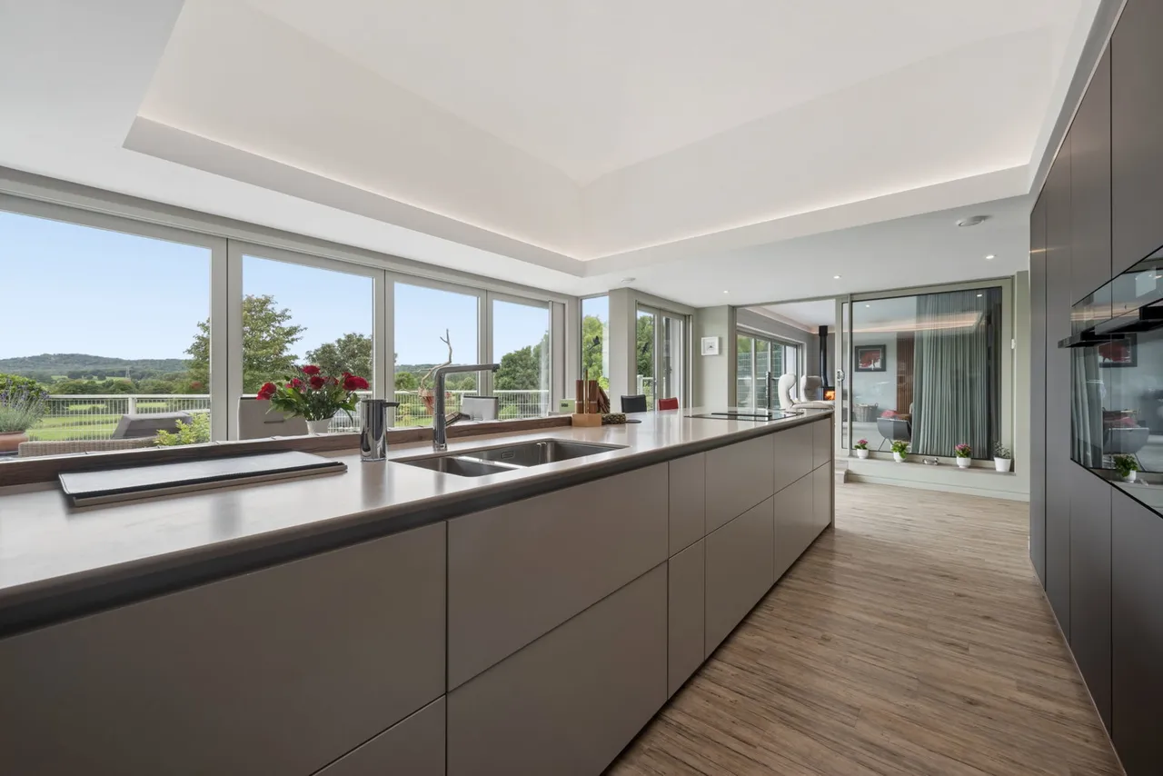 Borwick Court, Borwick, LA6, photo 14