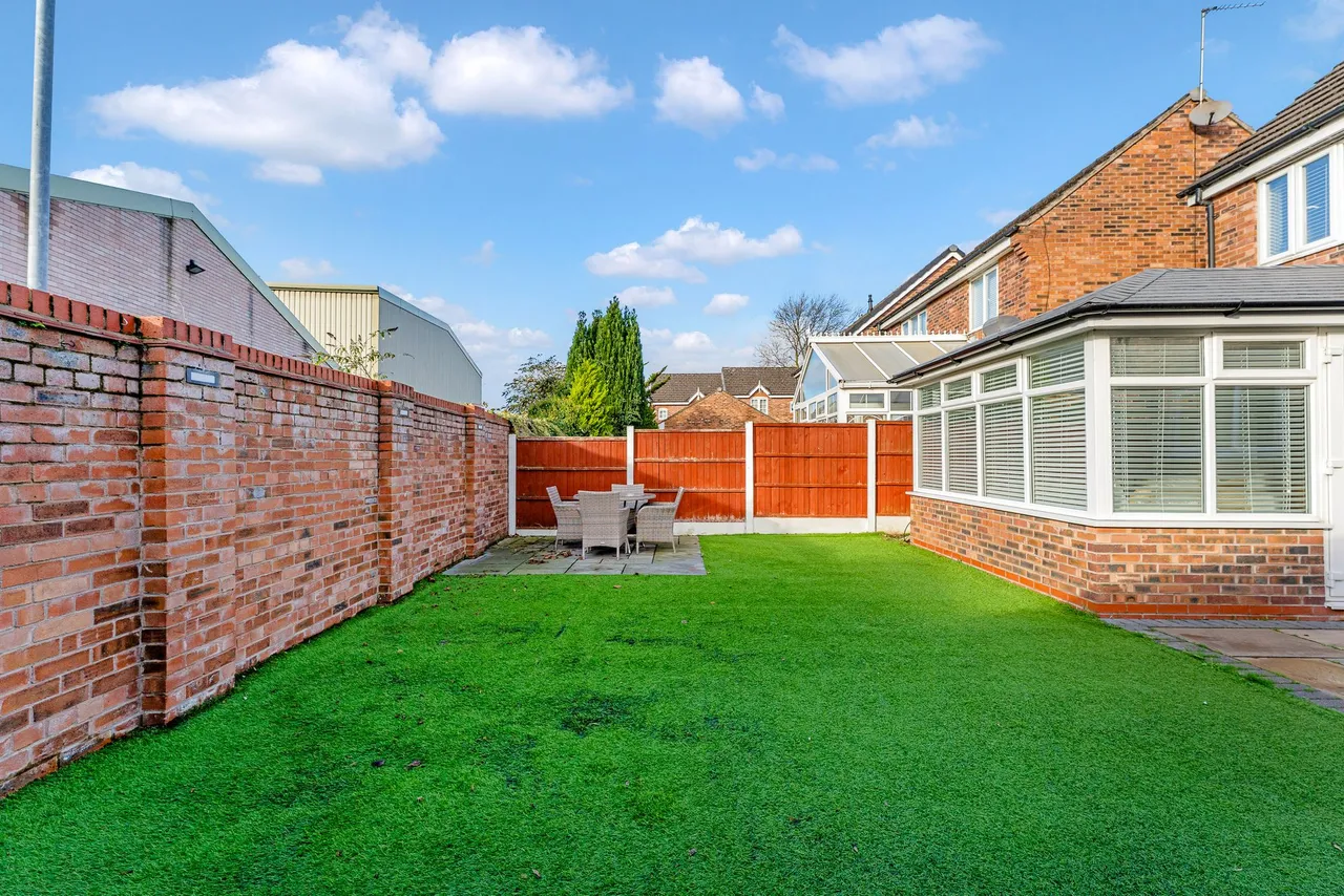 Rosewood Grove, Widnes, Widnes, WA8 8GL, photo 25