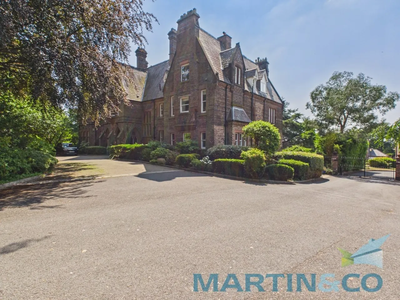 2 bed flat for sale — New Heys Drive, Allerton , Liverpool