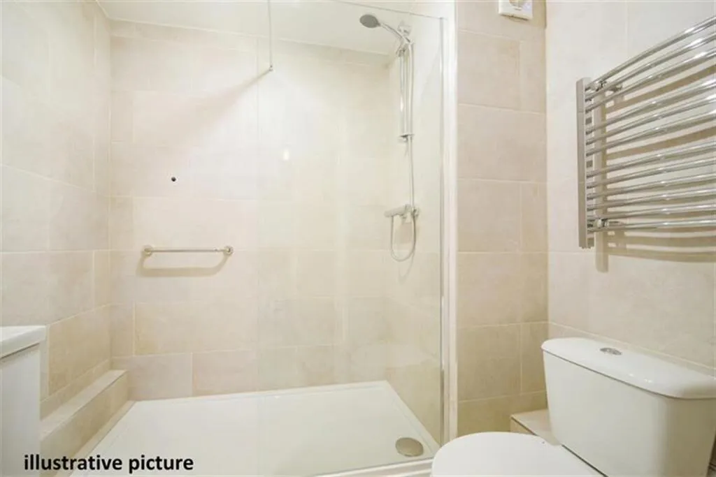 1 bed property to rent — Croydon Road, CR3