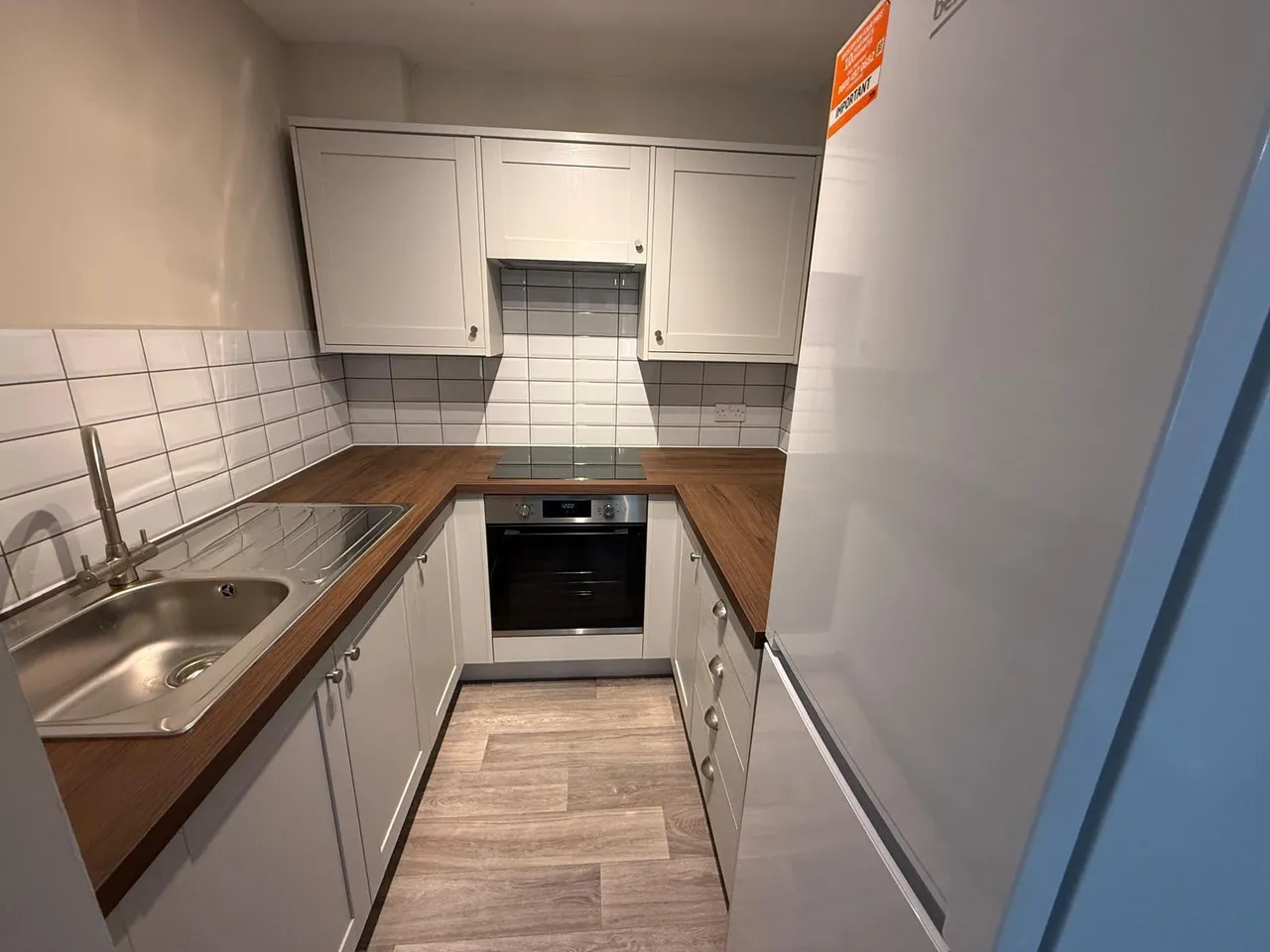 Croydon Road, CR3, photo 11