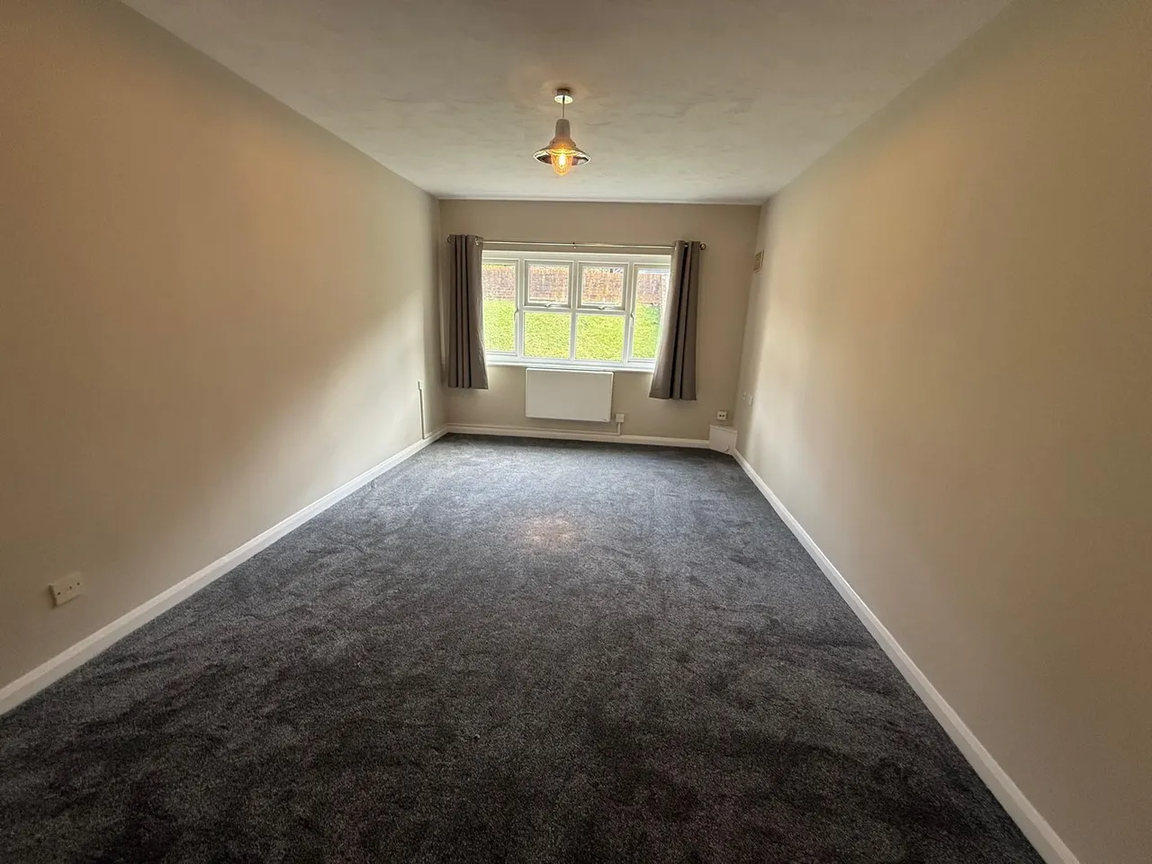 Croydon Road, CR3, photo 5