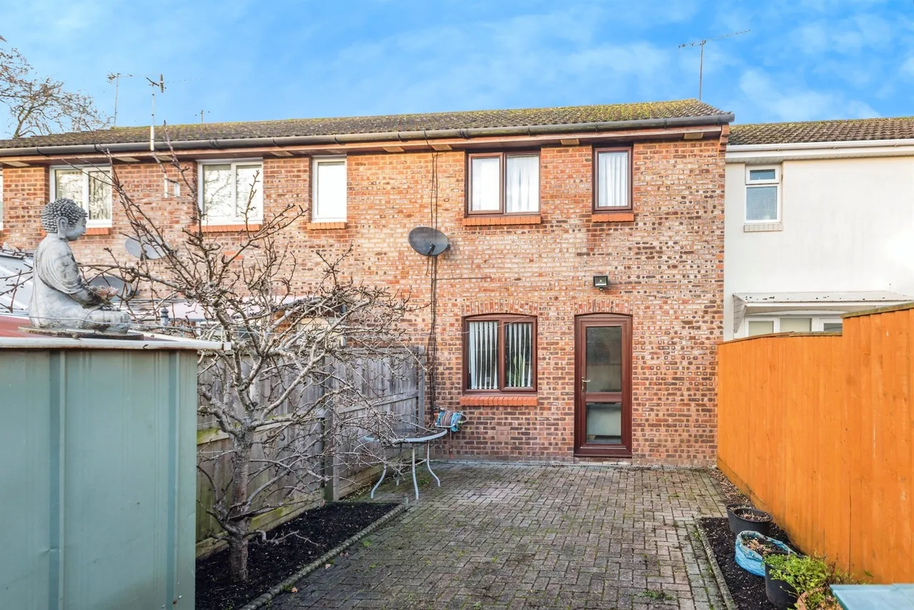 Windflower Road, Swindon, photo 9