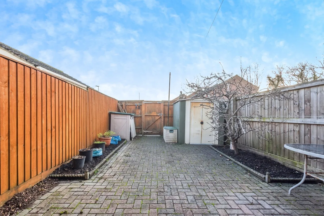 Windflower Road, Swindon, photo 10
