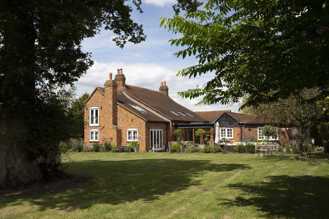 Folly Farm, Folly Lane, Bramley, Tadley, RG26 5BD, photo 27