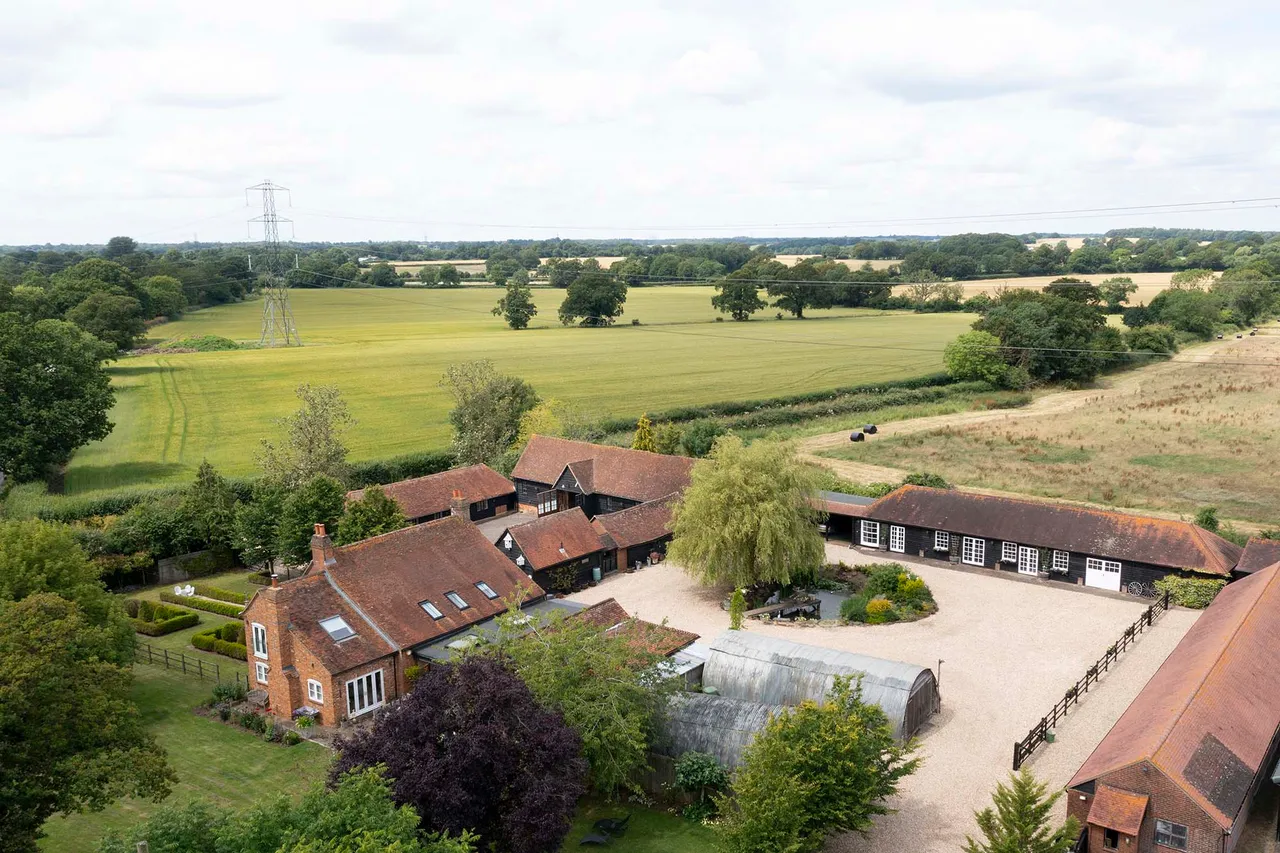 Folly Farm, Folly Lane, Bramley, Tadley, RG26 5BD, photo 28