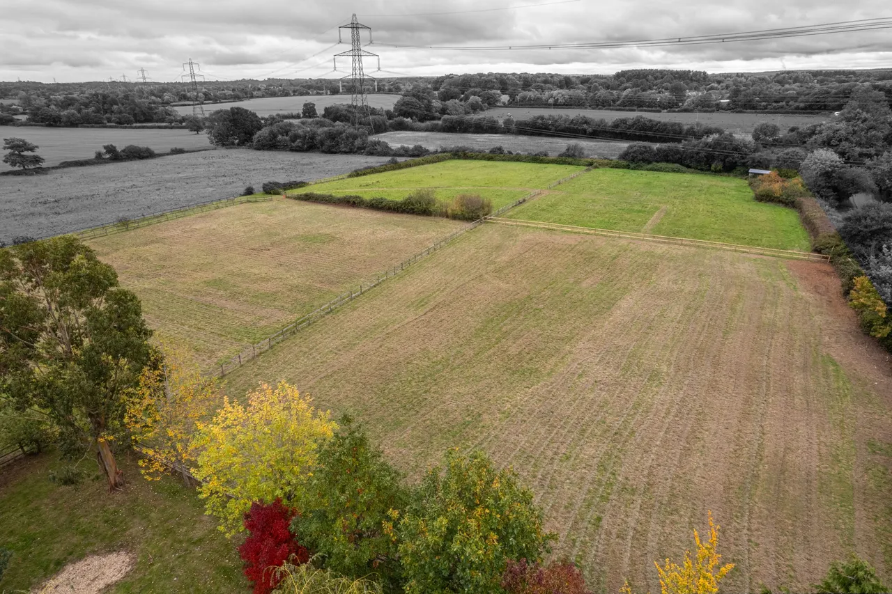 Folly Farm, Folly Lane, Bramley, Tadley, RG26 5BD, photo 33