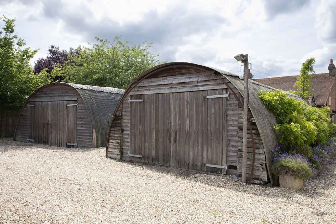 Folly Farm, Folly Lane, Bramley, Tadley, RG26 5BD, photo 31