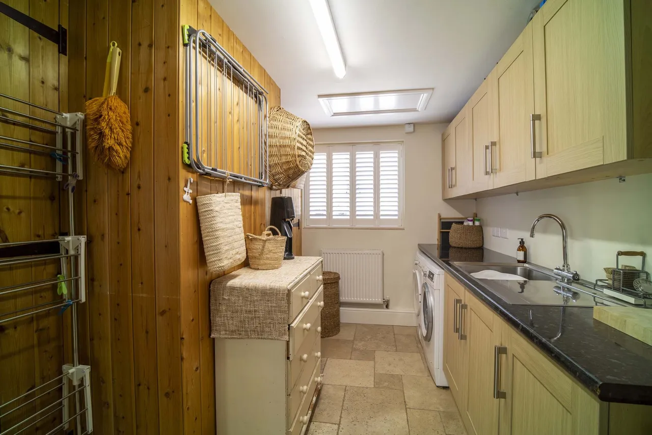 Folly Farm, Folly Lane, Bramley, Tadley, RG26 5BD, photo 13