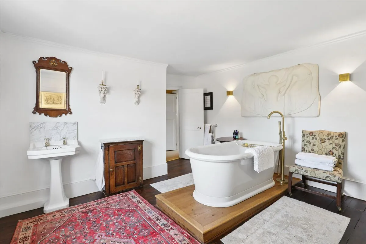 Windsor Street, Chertsey, KT16, photo 15
