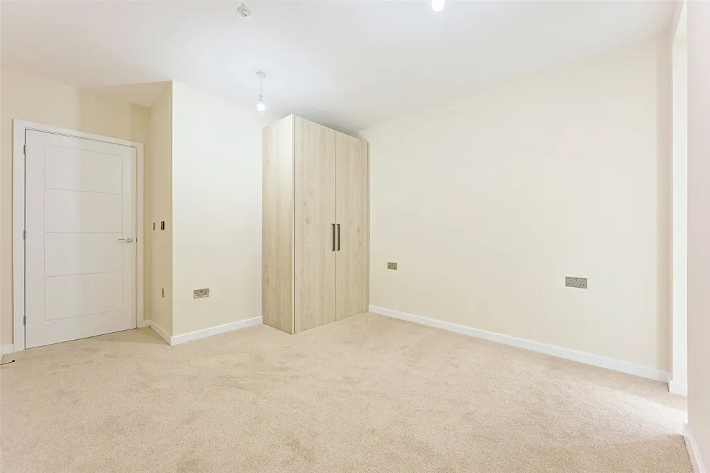 Warwick Road, Ealing, W5, photo 7