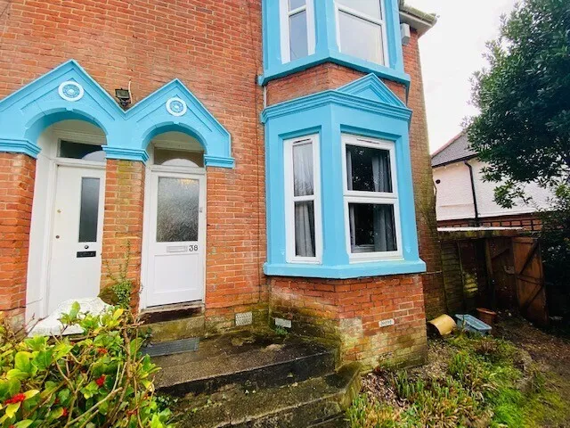 Church Lane, Highfield, SO17, photo 3