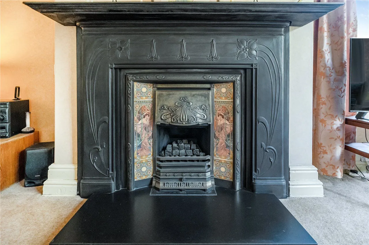 The Avenue, Roundhay, LS8, photo 13