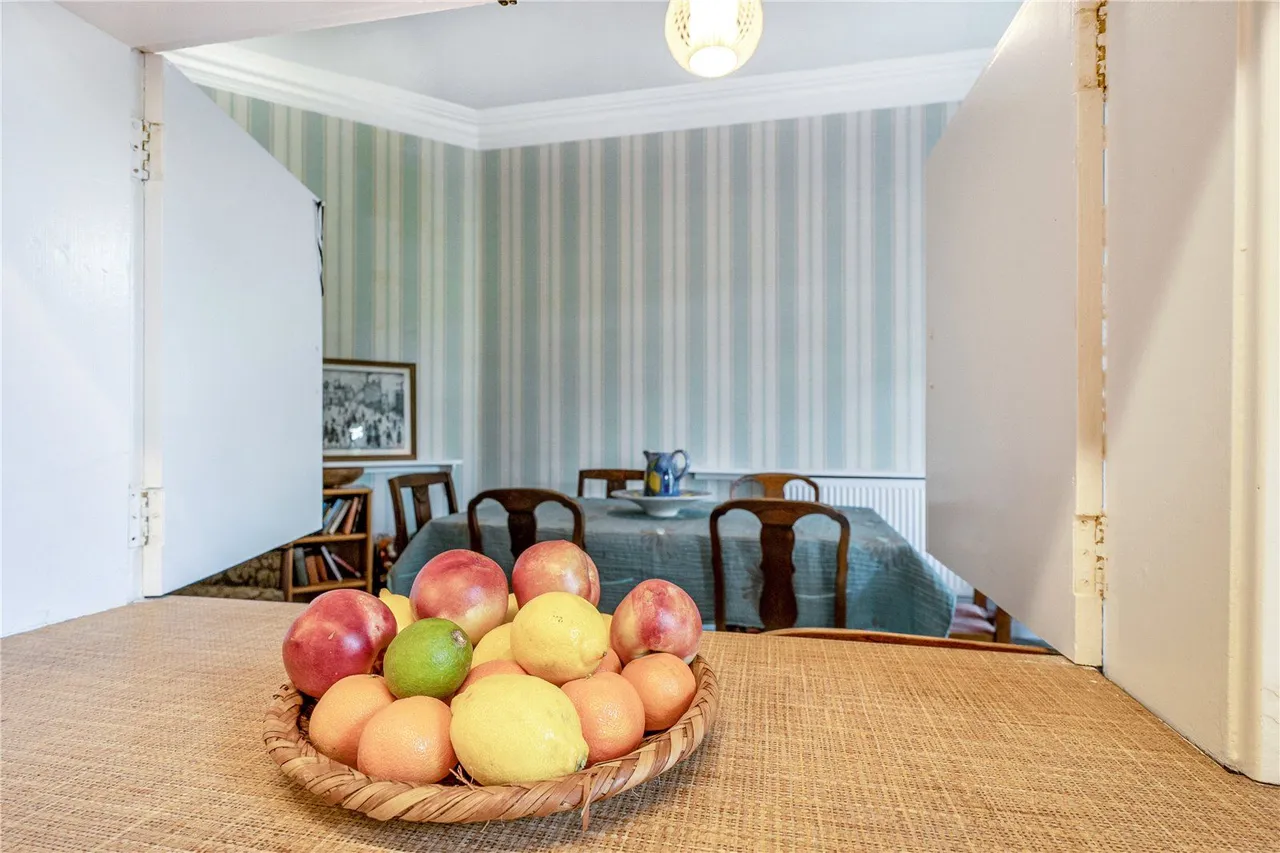 The Avenue, Roundhay, LS8, photo 17