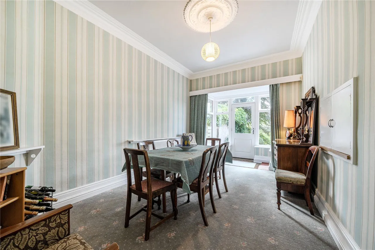 The Avenue, Roundhay, LS8, photo 5