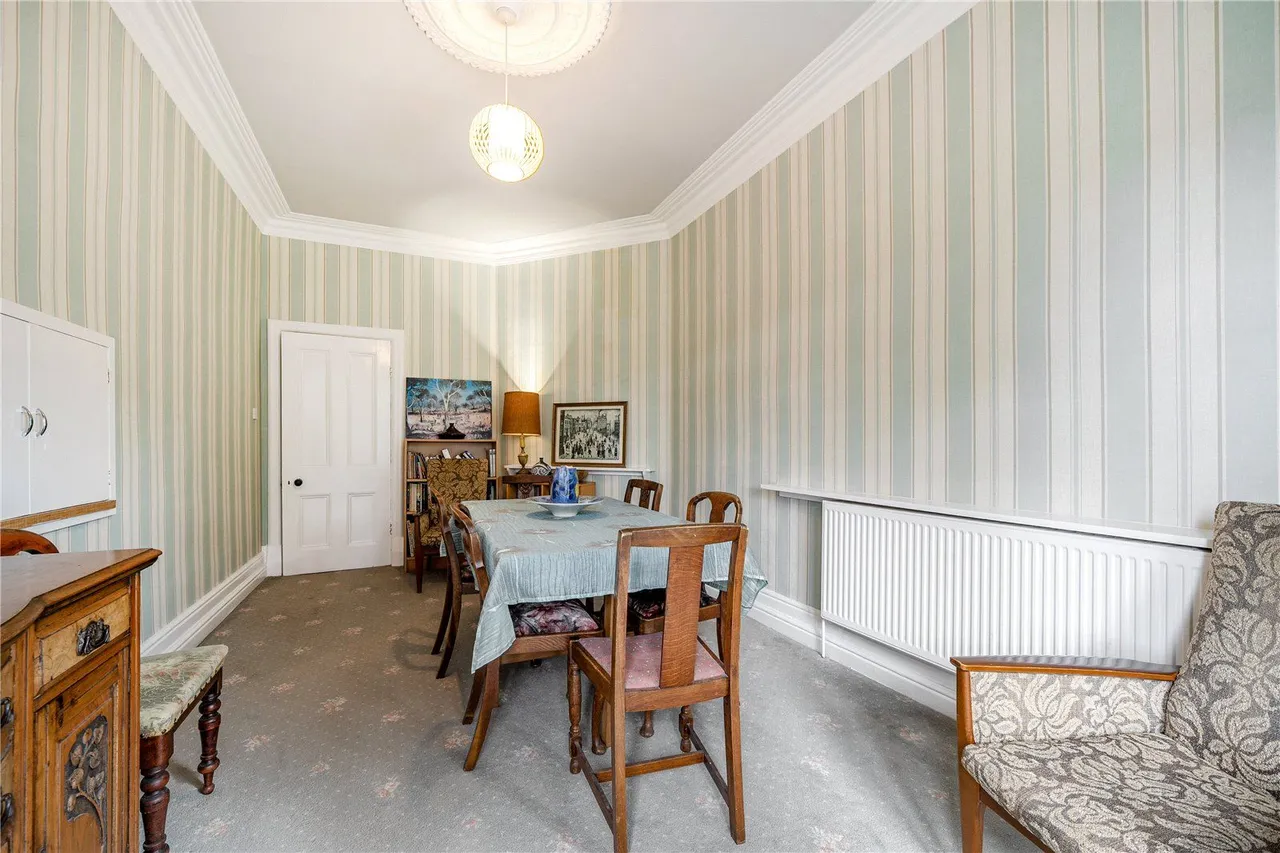 The Avenue, Roundhay, LS8, photo 14