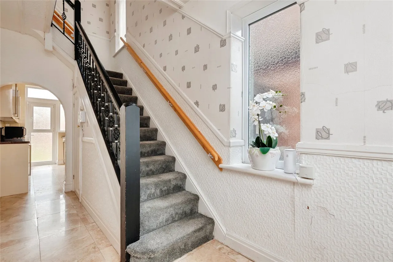 Parkside Drive, Liverpool, L12, photo 2