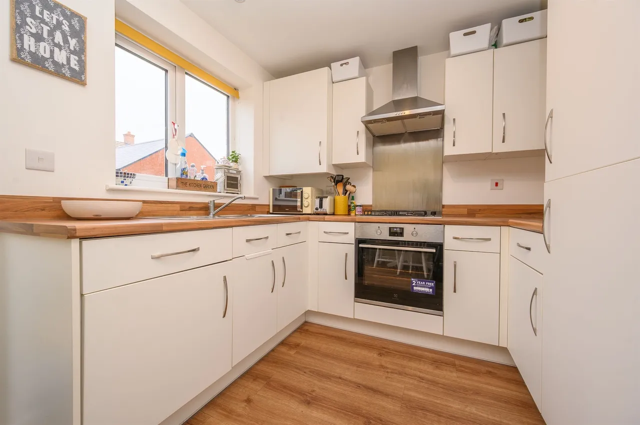 Barn Owl Drive, Kettering, NN14, photo 5