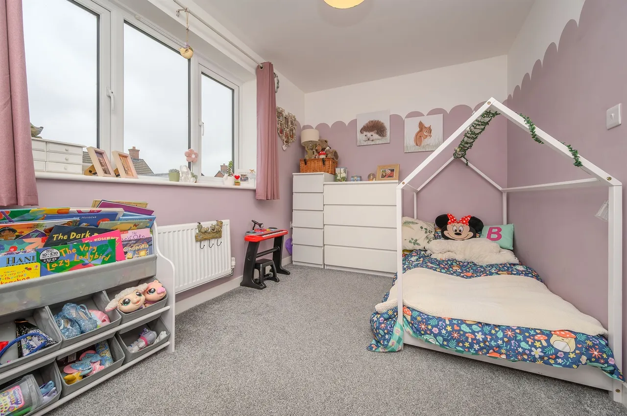 Barn Owl Drive, Kettering, NN14, photo 8