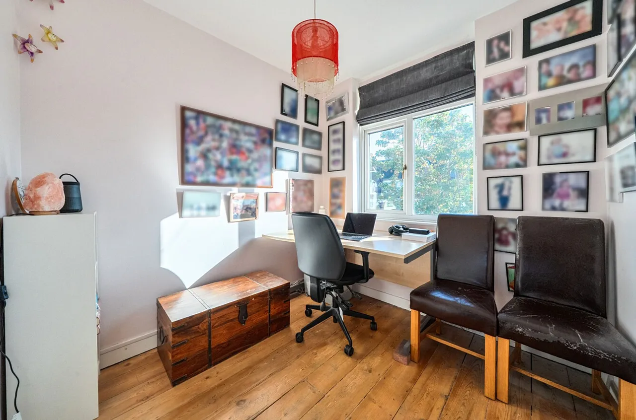 Conyers Road, London, SW16, photo 12