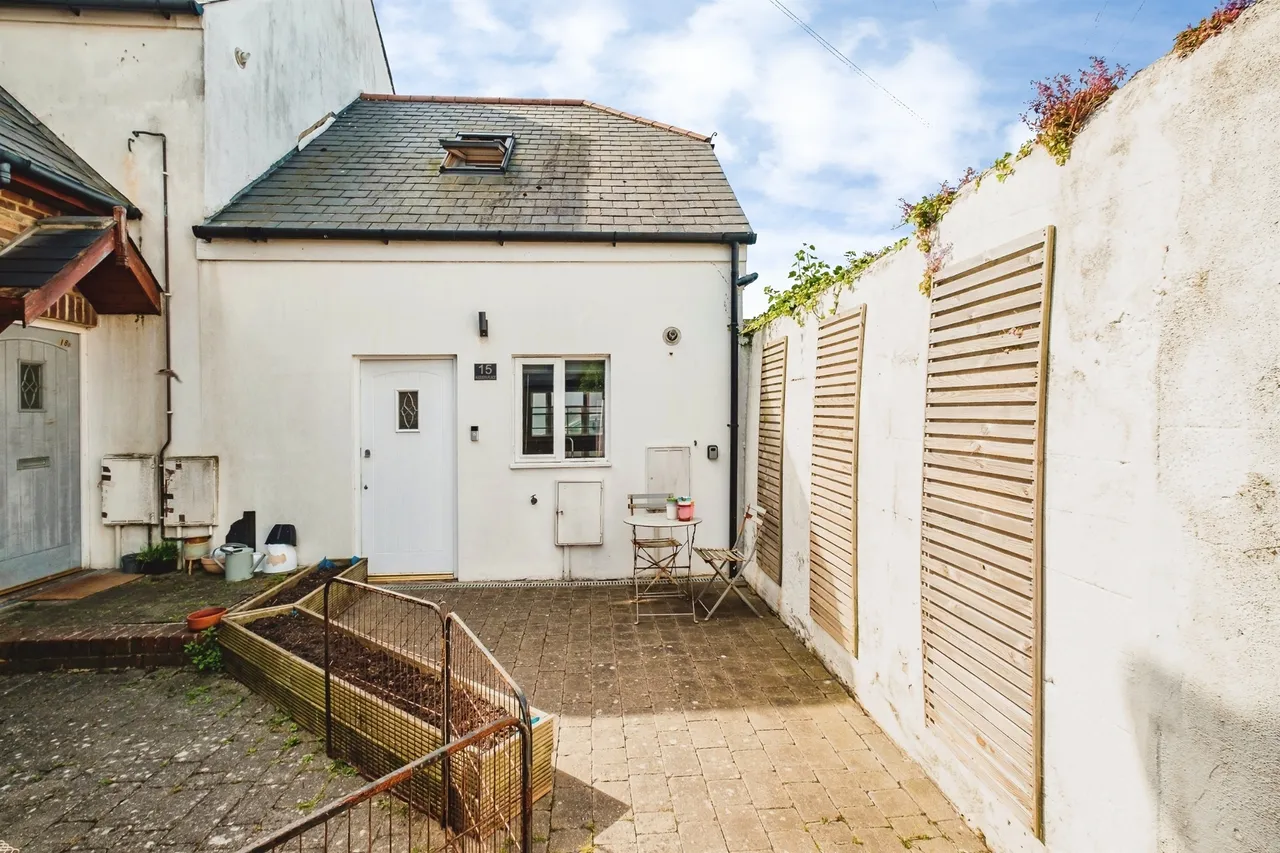 Augusta Place, Worthing, BN11, photo 13
