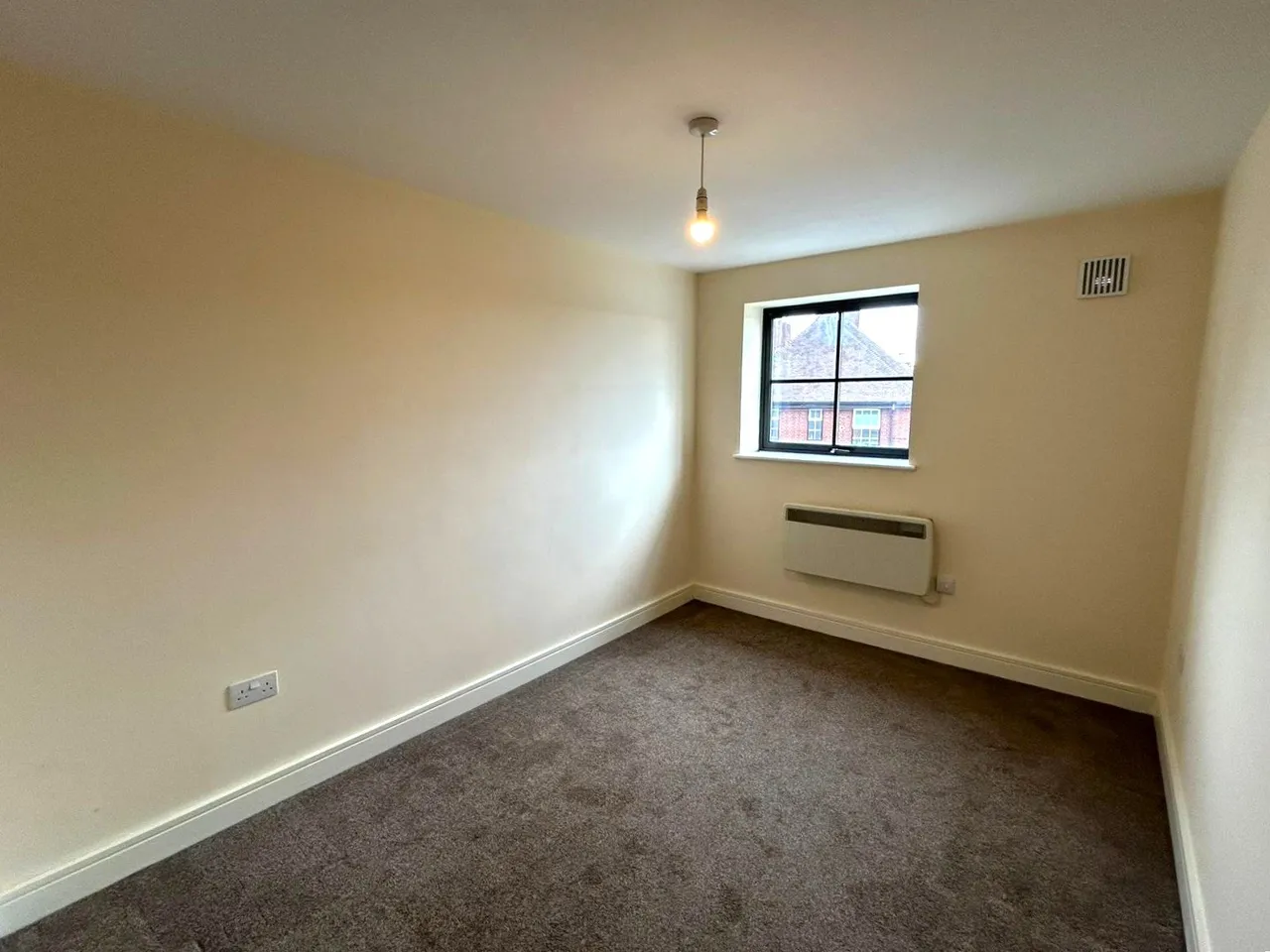 Walsall Road, West Bromwich, B71, photo 11