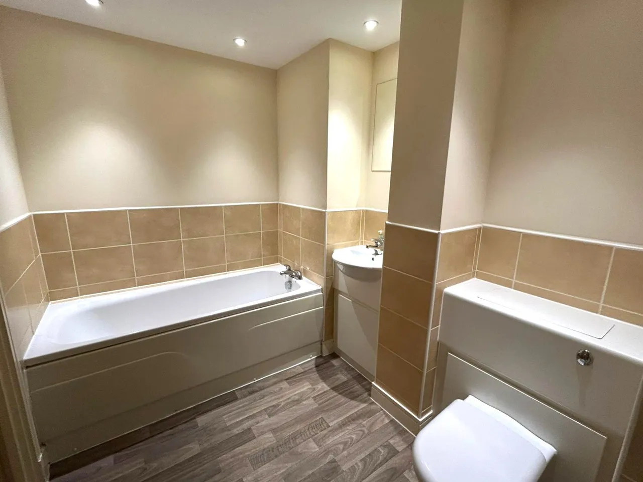 Walsall Road, West Bromwich, B71, photo 9