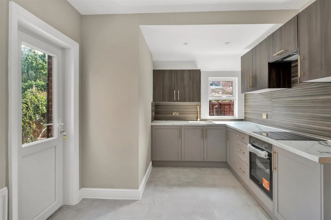 Kings Road West, Swanage, BH19, photo 20