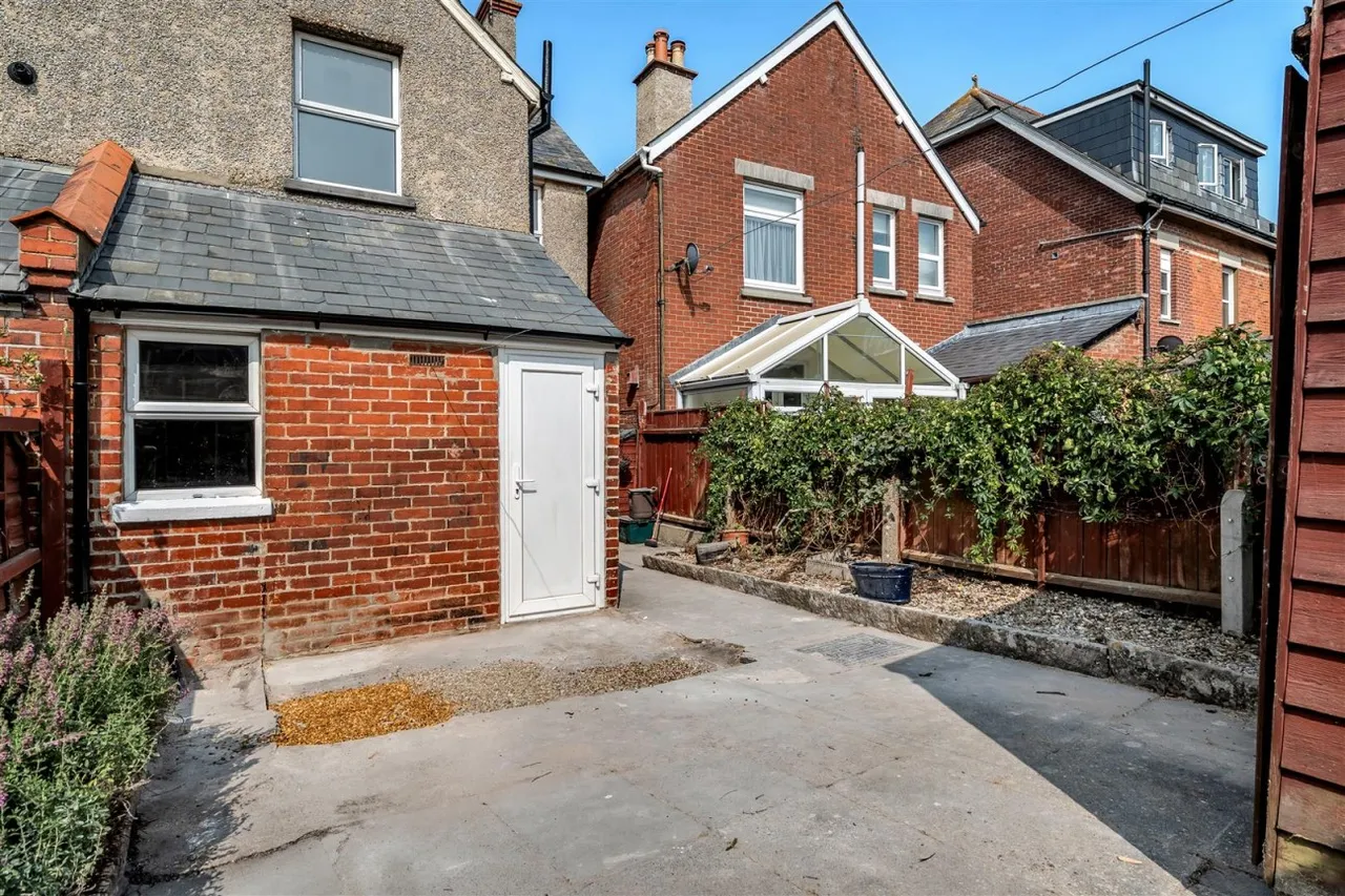 Kings Road West, Swanage, BH19, photo 28
