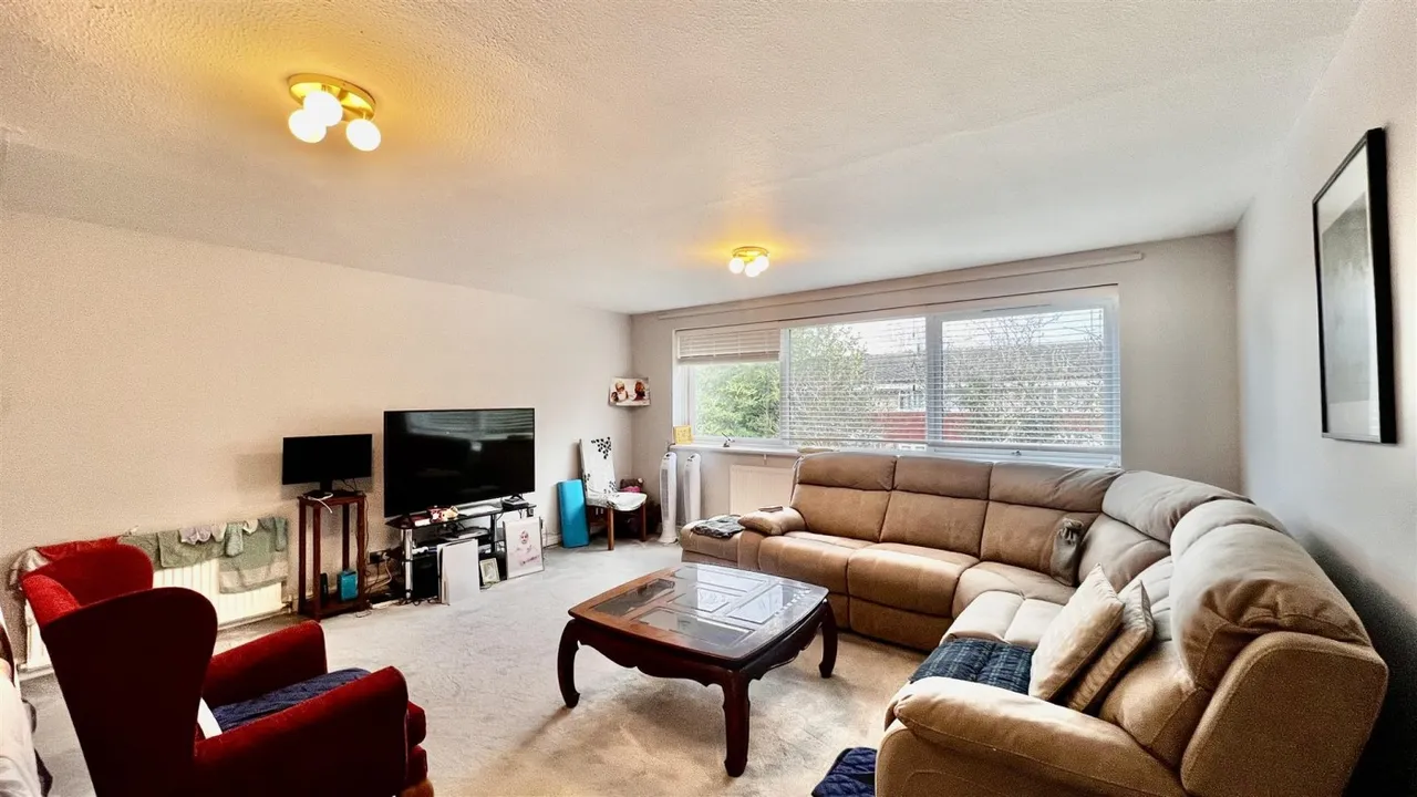 bed House, Terraced For SaleWheatlands, TW5, photo 2